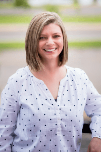 Roxanne, Dental Assistant